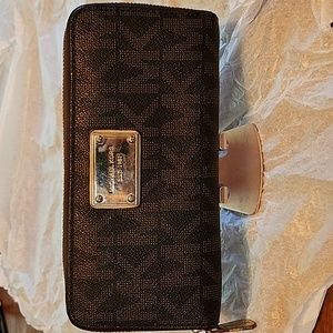 EUC MK Long Wallet